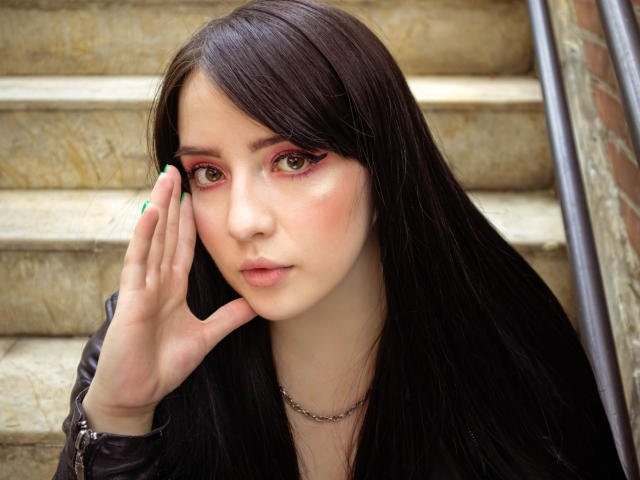 EmelyRose - Live sex cam - 9727621