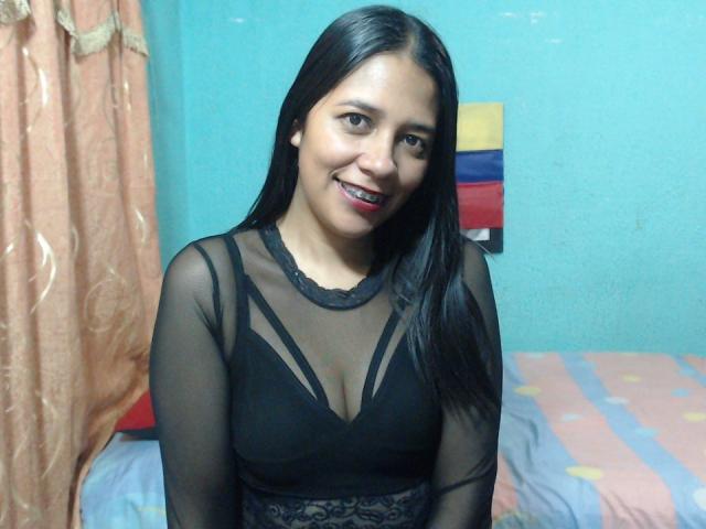 PauletteLove - Live porn &amp; sex cam - 9732357