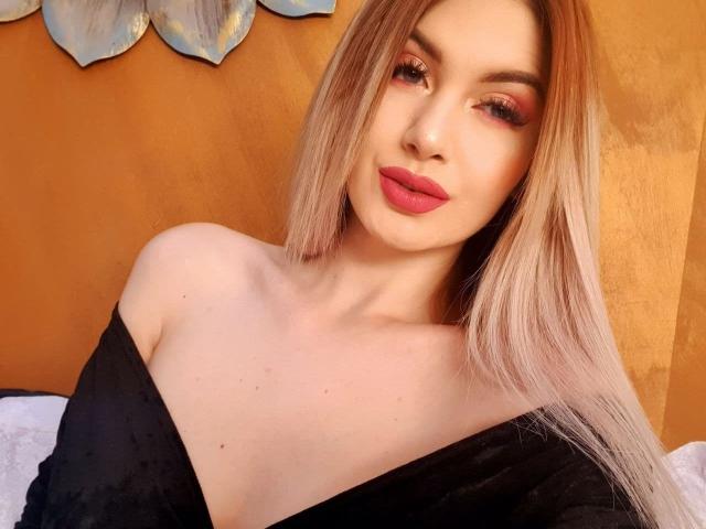 LindaBrynn - Live porn &amp; sex cam - 9747521