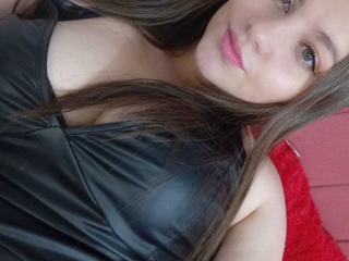 MiaLorenHot - Live sex cam - 9757009