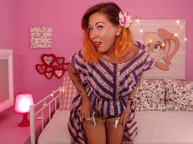 QueenLilu - Live sexe cam - 9758177