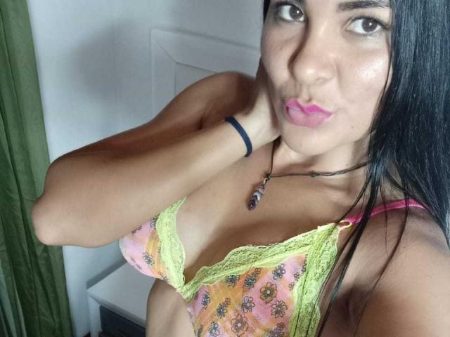 SashaLuss - Live sexe cam - 9759625