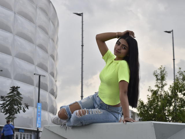 SheinaRains - Live sex cam - 9761213