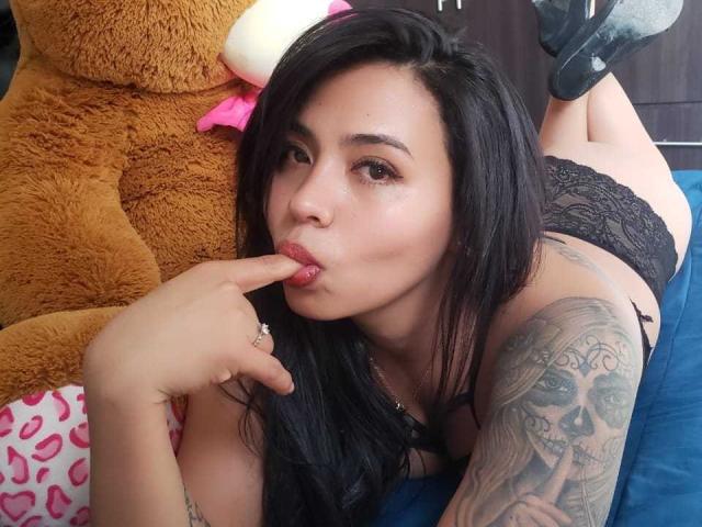 SkarlettSex - Live sexe cam - 9775777