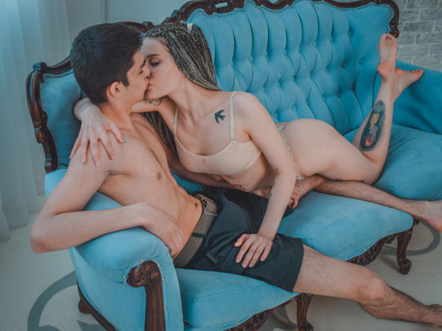 MelissaandJack - Live sex cam - 9782993