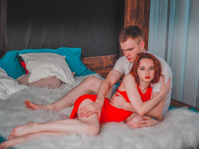 EllaandDaniel - Live Sex Cam - 9783293