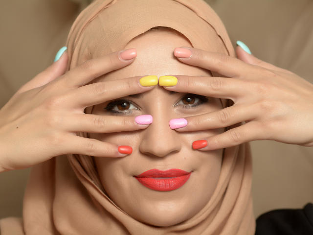 RanyaYazim - Live porn &amp; sex cam - 9786093