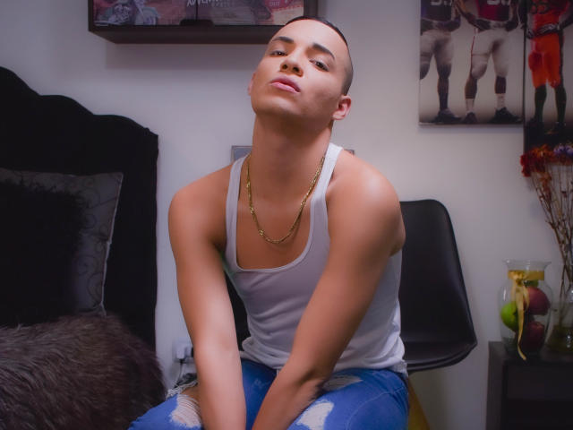 JacobBigAss - Sexe cam en vivo - 9794545