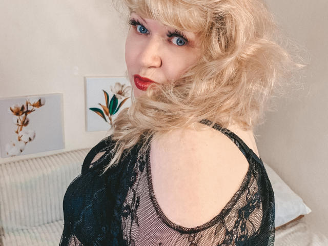LadyMarina - Sexe cam en vivo - 9795385