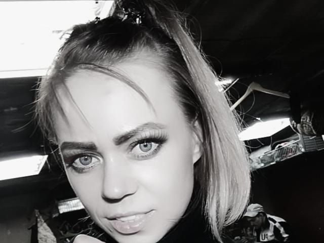 TaiaWqax - Live sexe cam - 9806313