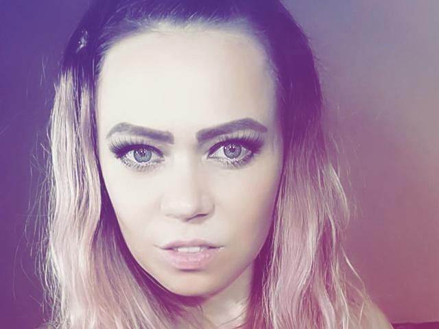 TaiaWqax - Live sexe cam - 9806369