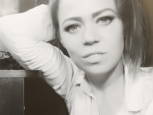 TaiaWqax - Sexe cam en vivo - 9806425