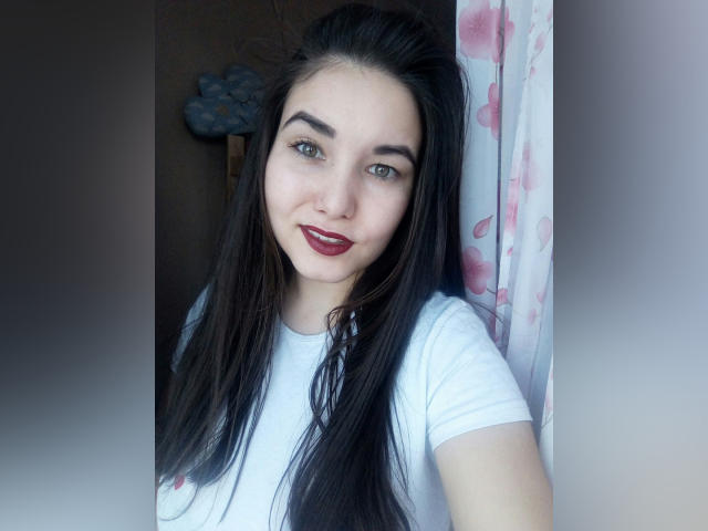 EmilyTastyX - Sexe cam en vivo - 9813637