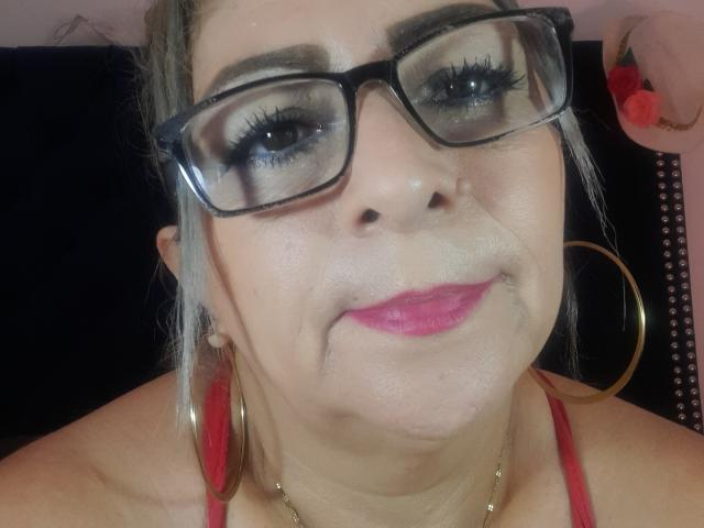 MatureCoquine - Live porn &amp; sex cam - 9829417