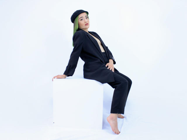 SalomePrince - Live porn &amp; sex cam - 9852913