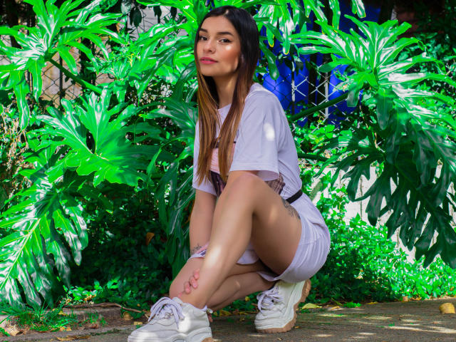 MaddySimmons - Live sexe cam - 9864929