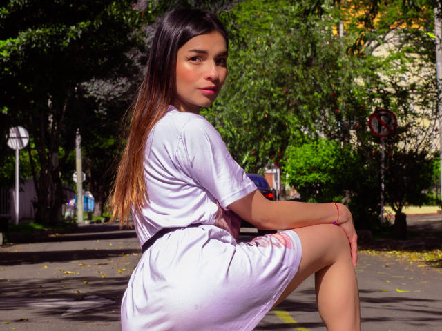 MaddySimmons - Sexe cam en vivo - 9864933