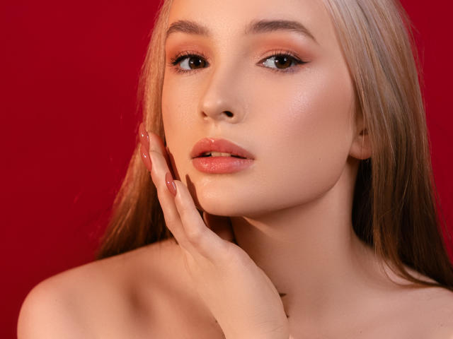 EIIaRichards - Live Sex Cam - 9866557