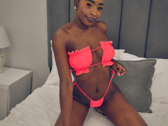 KendraJoness - сексуальная веб-камера в реальном времени - 9886441