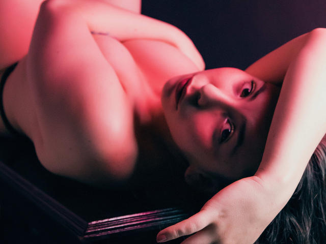 MarianneRose - Live sex cam - 9891885