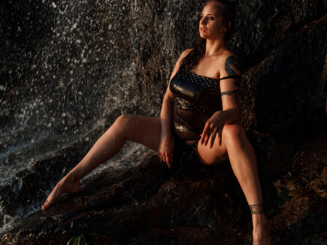 AlmaFancy - Live Sex Cam - 9893757