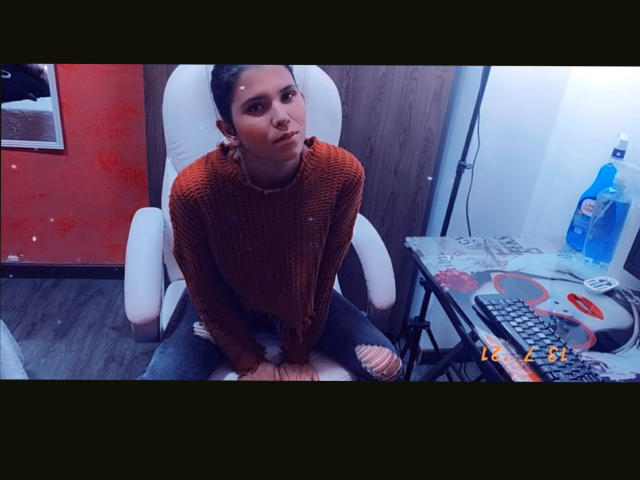 ErikaHill - Live Sex Cam - 9900829