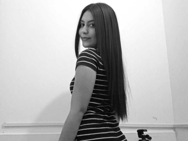 EmmaPaige - Live porn &amp; sex cam - 9903677