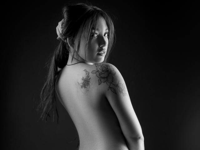 VickyAdam - Sexe cam en vivo - 9909325