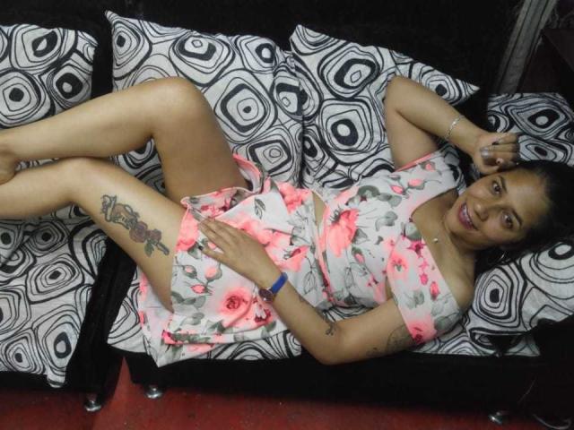 PauletteLove - Live sex cam - 9915025