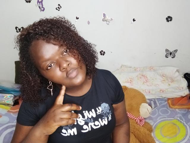 Rocher - Sexe cam en vivo - 9915789
