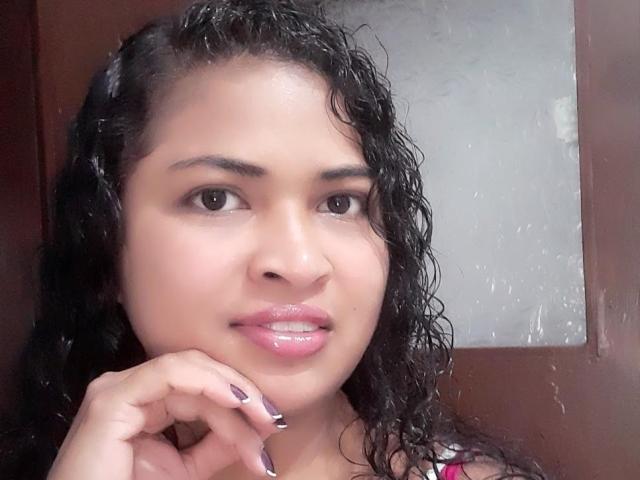 SaraOds - Live sexe cam - 9921709