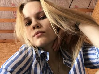 MillaFlame - Live porn &amp; sex cam - 9927493