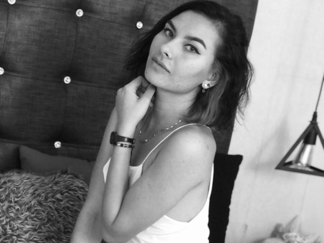 PerlandCatBennett - Live sexe cam - 9937477