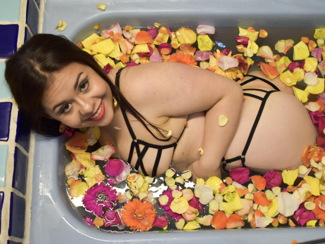 KatieWoolf - Live porn &amp; sex cam - 9938413