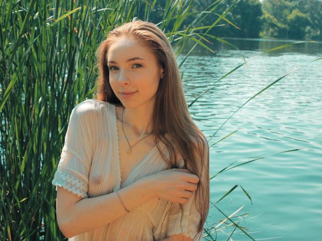 SafiraFuracao - Camera khiêu dâm &amp; quyến rũ trực tiếp - 9940853