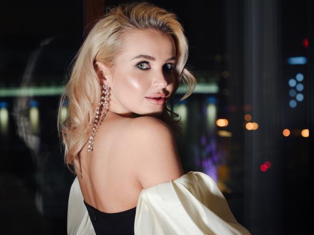 GretaGrant - Live porn &amp; sex cam - 9945061