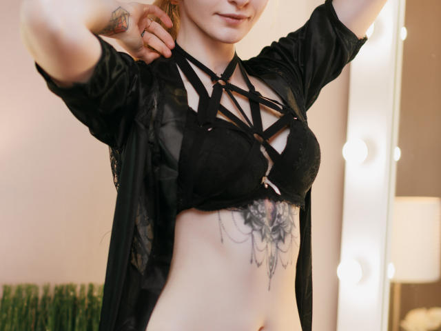 HazelHarley - Sexe cam en vivo - 9959721