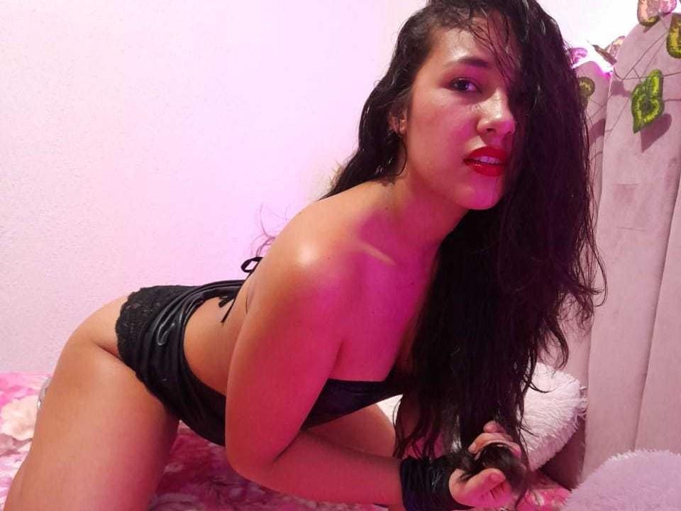 VioletaGreyy - Live porn &amp; sex cam - 9963257