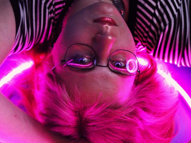 CharlieClark - Live Sex Cam - 9963669