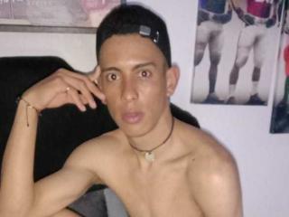 KayBlade - сексуальная веб-камера в реальном времени - 9965037