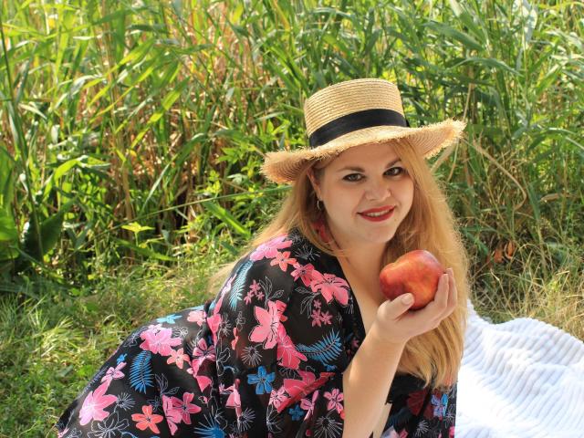 AnnabelLucky - Live sex cam - 9966287