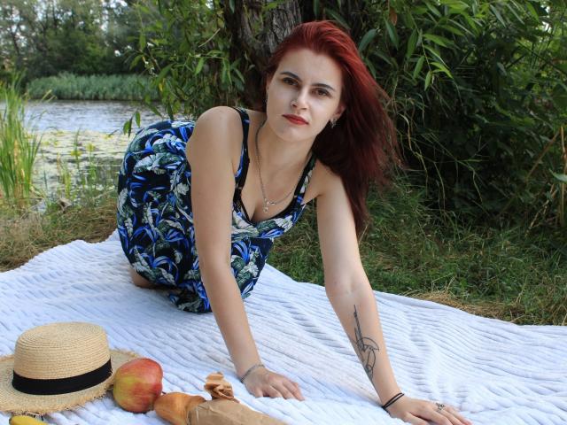 MollyTravis - Live porn &amp; sex cam - 9966665