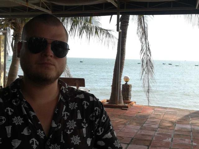 AlexYours - Live porn &amp; sex cam - 9974927