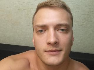 FineHenry - Live sex cam - 9981567
