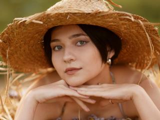 KeiraAnderson - Live sex cam - 9987579