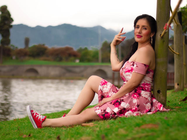 MariotField - Camera khiêu dâm &amp; quyến rũ trực tiếp - 9993063