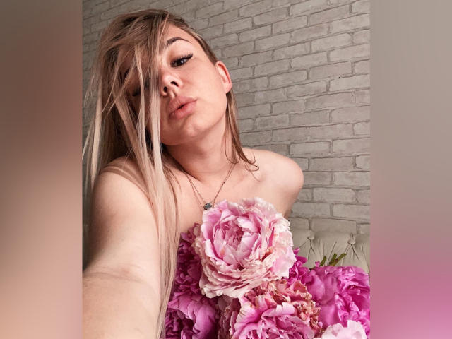 LuxKiara - Sexe cam en vivo - 9995663