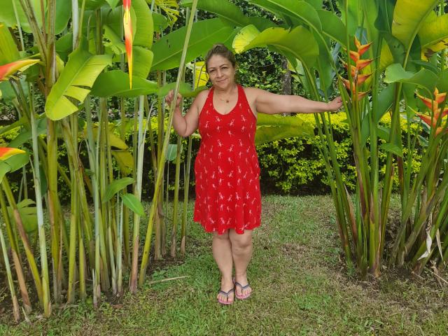 MatureCoquine - Live porn &amp; sex cam - 9998427