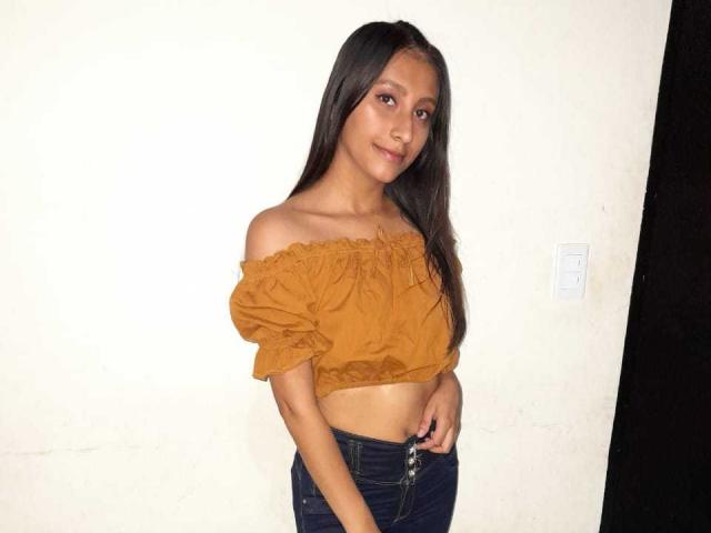 LeslyHorny - Sexe cam en vivo - 9999543