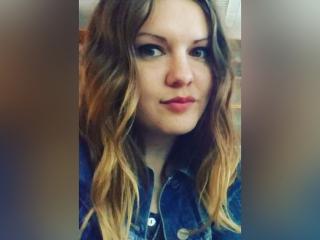 KatieXMacAlister